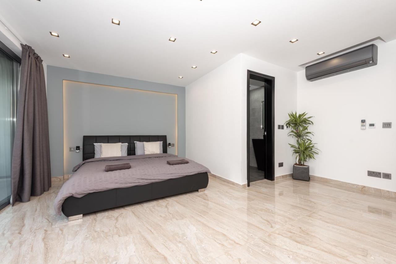 Saint Julian's Luxury 2 Bed Apartment In The Heart Of St Julians מראה חיצוני תמונה