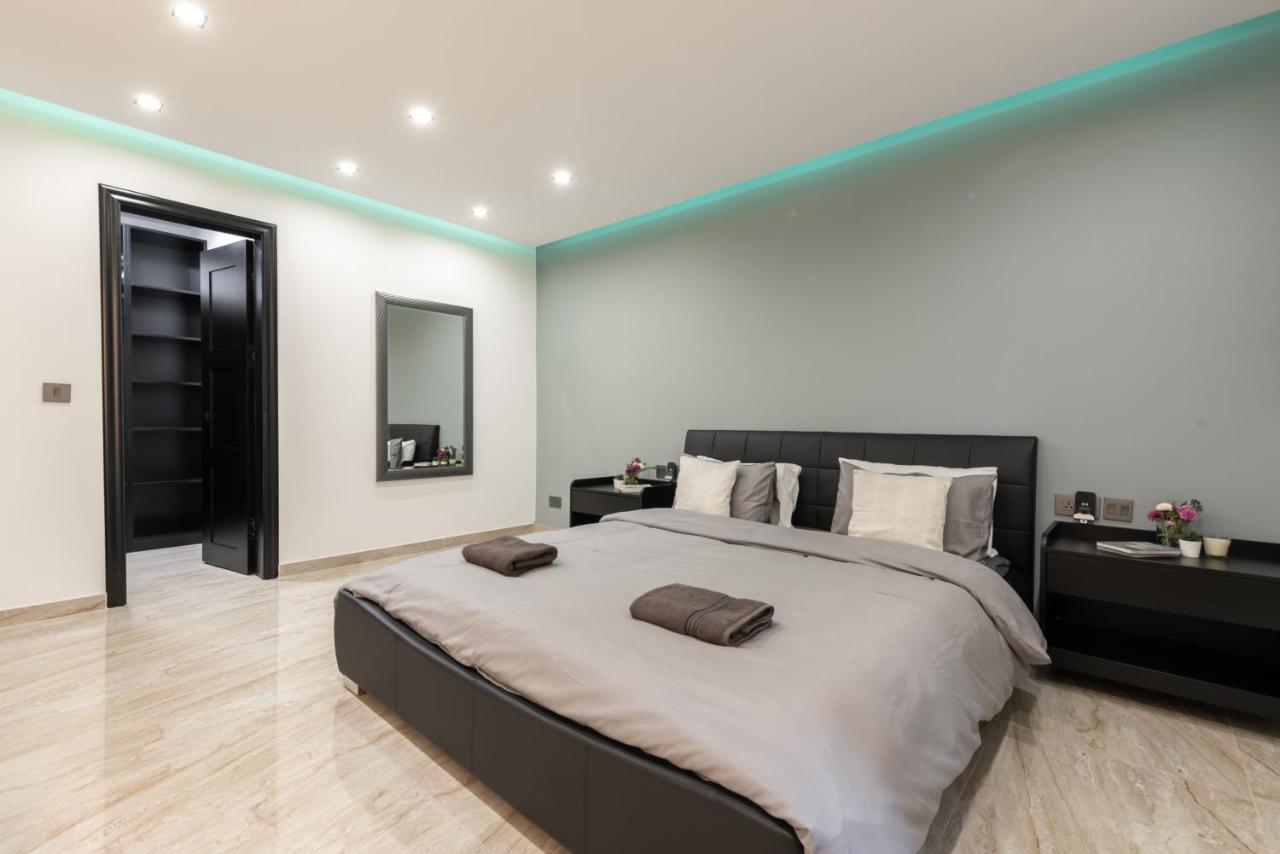 Saint Julian's Luxury 2 Bed Apartment In The Heart Of St Julians מראה חיצוני תמונה